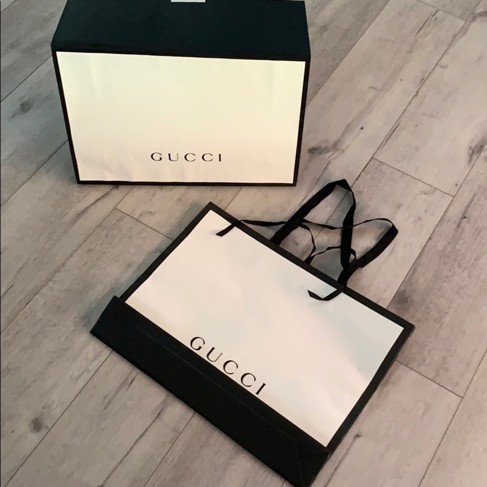 Gucci store shopping bag and paper box